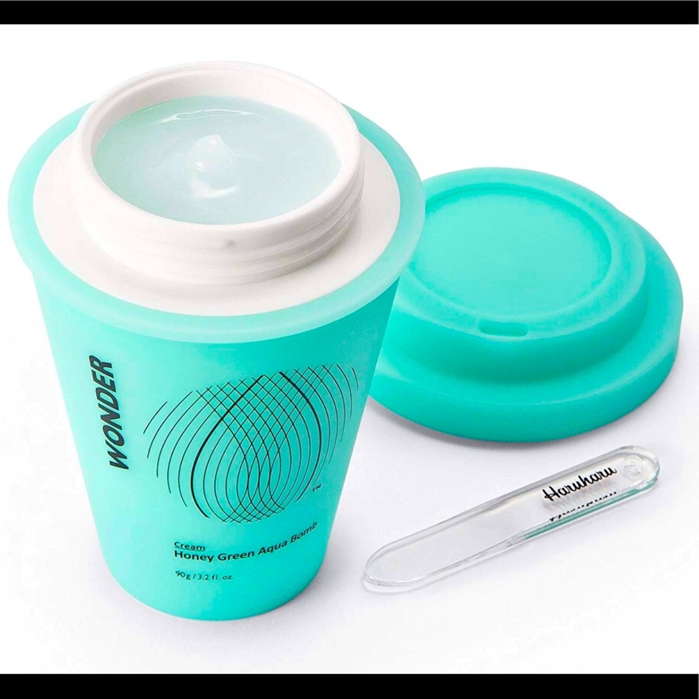 Honey Green Aqua Bomb Cream